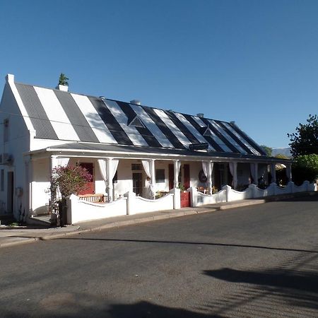 Die Dorpshuis Calitzdorp Luaran gambar