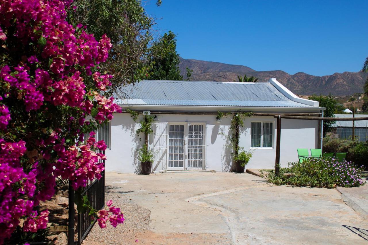 Die Dorpshuis Calitzdorp Luaran gambar
