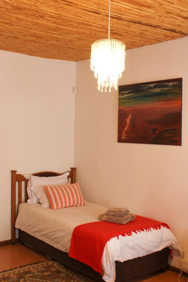 Die Dorpshuis Calitzdorp Luaran gambar