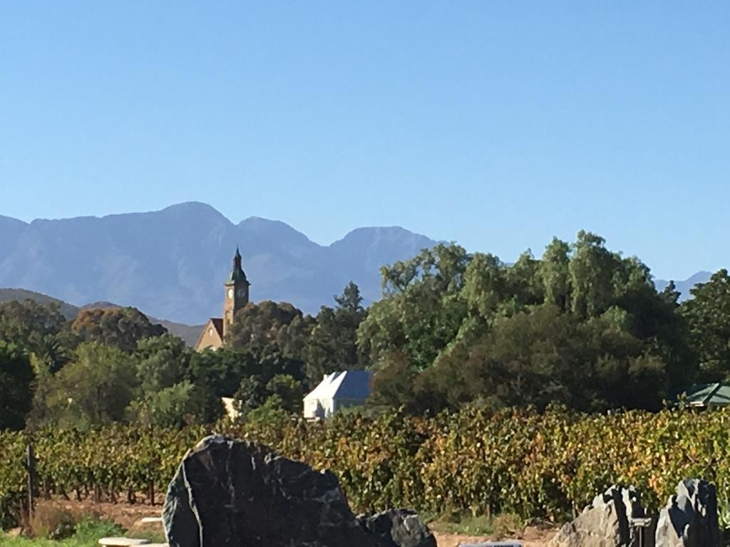 Die Dorpshuis Calitzdorp Luaran gambar